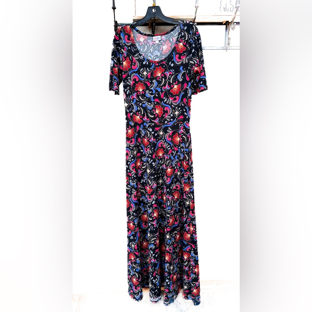 Lularoe Ana Dress Size M, Full Floor Length Jersey T Shirt Floral Black Pink Red